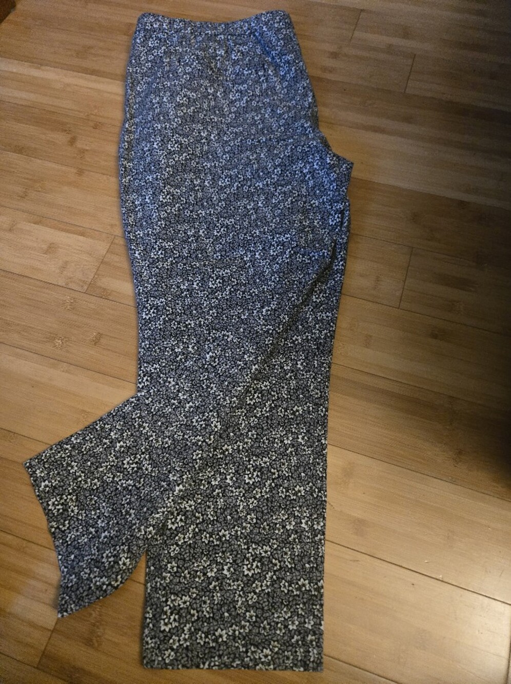 Isaac Mizrahi Live, Black & White Floral Wide-Leg Pants, 22WP